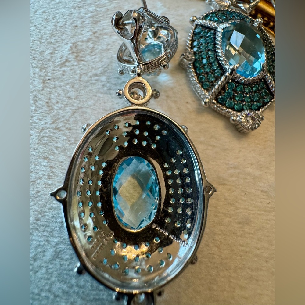 Judith Ripka Stunning Silver and Blue Topaz Dangle Earrings - Picture 3 of 8